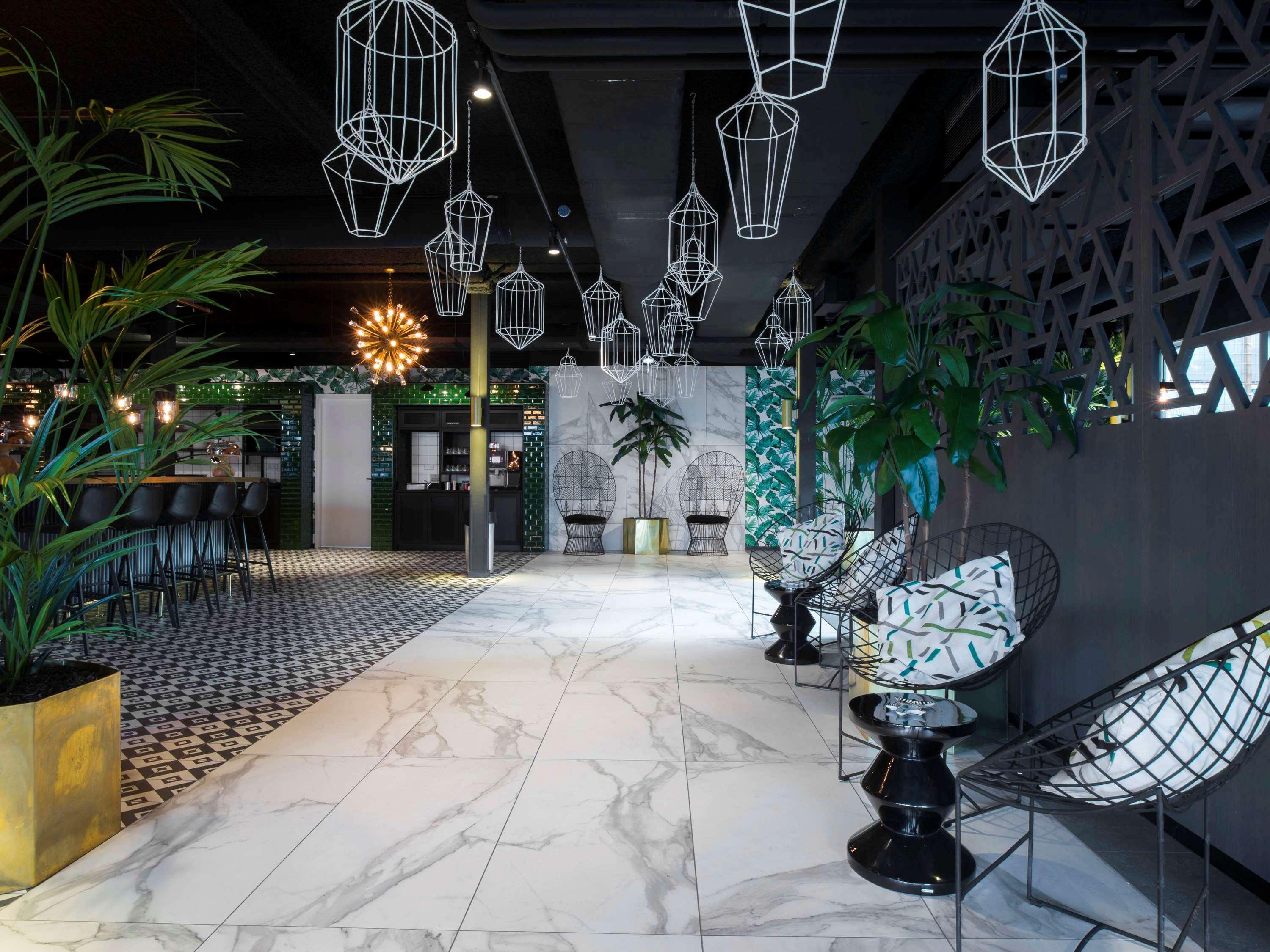 Hotel Ibis Styles Amsterdam Airport